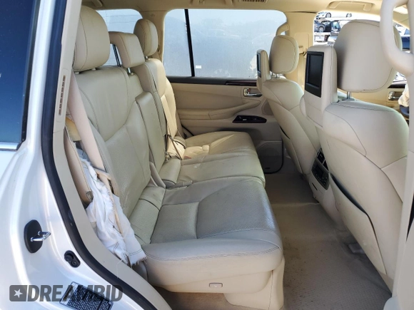 2015 Lexus LX 570 z VIN JTJHY7AX8F4180648, wystawiony jako Copart lot #47002635 z przebiegiem Nie podano mil oraz Szkoda całkowita • Salvage title. Historia ofert i sprzedaży dostępna na DreamBid. Obrazek 12.