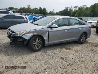 2015 Hyundai Sonata SE z VIN 5NPE24AF3FH010270, wystawiony jako Copart lot #58258465 z przebiegiem 139 041 mil mil oraz Szkoda całkowita • Salvage title. Historia ofert i sprzedaży dostępna na DreamBid. Obrazek 1.