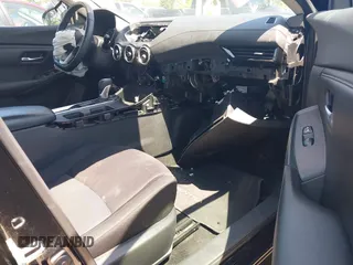 2022 Nissan Sentra SV z VIN 3N1AB8CV0NY256613, wystawiony jako IAAI lot #42440347 z przebiegiem 65 030 mil mil oraz . Historia ofert i sprzedaży dostępna na DreamBid. Obrazek 5.