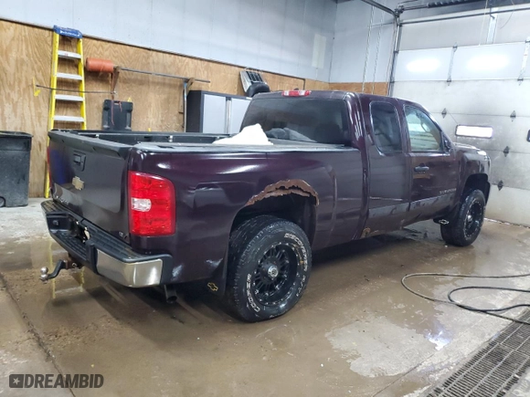 2008 Chevrolet Silverado 1500 LT w/1LT with VIN 1GCEK19J68Z277826, listed as a Copart auction lot 51545025 with 104,589 mi miles and Clean Title. Bid and sale history available at carsss.com. Image 3.