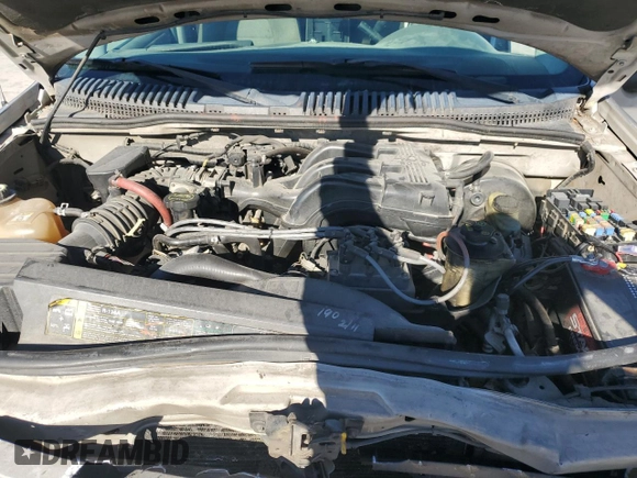 2004 Ford Explorer XLS z VIN 1FMZU62K34UB36548, wystawiony jako Copart lot #88859535 z przebiegiem 262 377 mil mil oraz Szkoda całkowita • Salvage title. Historia ofert i sprzedaży dostępna na DreamBid. Obrazek 12.