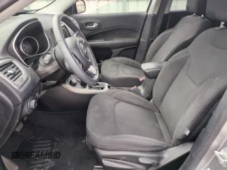 2017 Jeep Compass Sport z VIN 3C4NJDAB3HT656265, wystawiony jako Copart lot #50560125 z przebiegiem 49 558 mil mil oraz Szkoda całkowita • Salvage title. Historia ofert i sprzedaży dostępna na DreamBid. Obrazek 7.