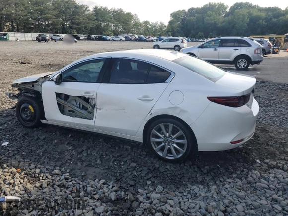 2020 Mazda 3 Premium with VIN 3MZBPBEM3LM124712, listed as a Copart auction lot 60290155 with 39,693 mi miles and Salvage title. Bid and sale history available at DreamBid. Image 2.