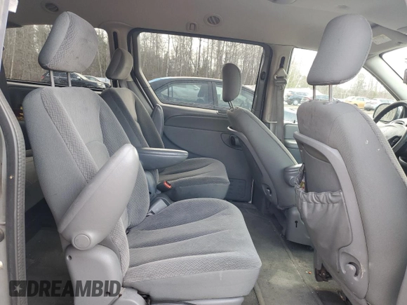 2005 Dodge Caravan with VIN 1D4GP24R75B185659, listed as a Copart auction lot 50193215 with 303,763 mi miles and Clean Title. Bid and sale history available at carsss.com. Image 11.
