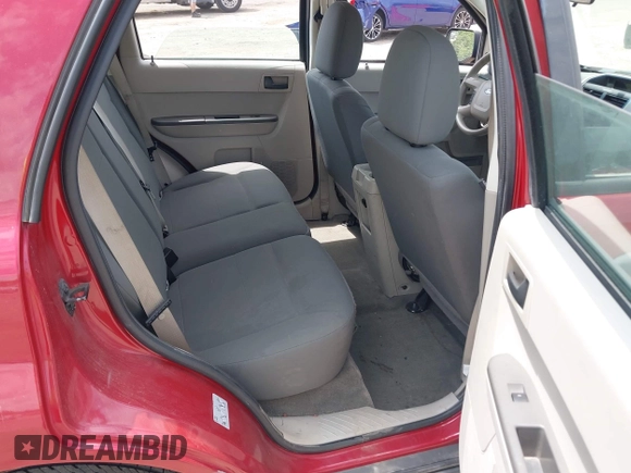 2011 Ford Escape XLS with VIN 1FMCU0C74BKC02739, listed as a IAAI auction lot 42583468 with 221,853 mi miles and . Bid and sale history available at DreamBid. Image 8.
