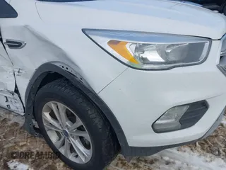 2018 Ford Escape SE with VIN 1FMCU0GD1JUC48757, listed as a IAAI auction lot 41631583 with 80,700 mi miles. Bid and sale history available at carsss.com. Image 6.