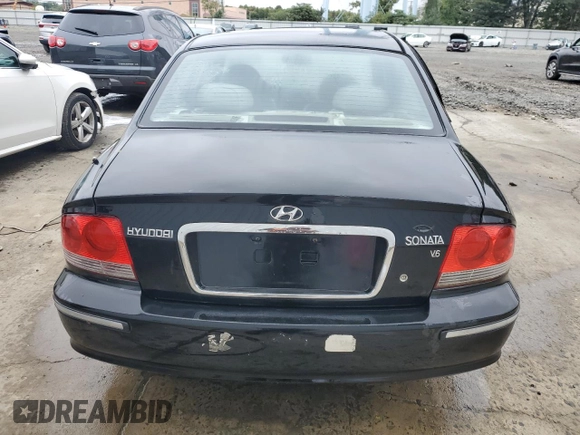 2004 Hyundai Sonata GLS with VIN KMHWF35H94A051940, listed as a Copart auction lot 73326044 with 88,452 mi miles and Salvage Title. Bid and sale history available at carsss.com. Image 6.
