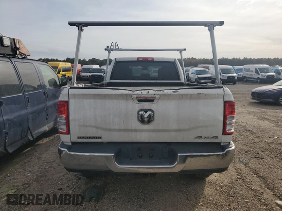 2019 Ram 2500 Big Horn with VIN 3C6UR5JL1KG519237, listed as a Copart auction lot 72197204 with 42,760 mi miles and Salvage title. Bid and sale history available at DreamBid. Image 6.