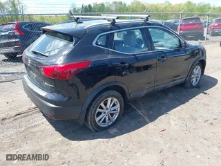 2017 Nissan Rogue Sport SL with VIN JN1BJ1CR2HW111621, listed as a IAAI auction lot 42021526 with 249,847 mi miles. Bid and sale history available at carsss.com. Image 4.