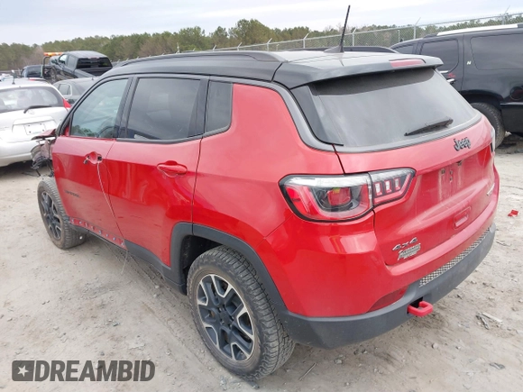 2019 Jeep Compass Trailhawk with VIN 3C4NJDDB1KT780585, listed as a IAAI auction lot 41282706 with 78,252 mi miles and . Bid and sale history available at carsss.com. Image 3.