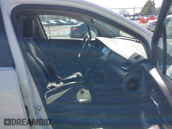 2019 Buick Encore Preferred with VIN KL4CJESB8KB909563, listed as a IAAI auction lot 41764126 with 61,391 mi miles. Bid and sale history available at carsss.com. Image 5.