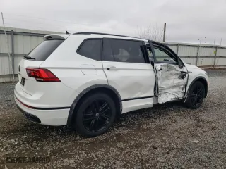 2022 Volkswagen Tiguan SE R-Line Black with VIN 3VVCB7AX0NM105283, listed as a Copart auction lot 49964315 with 41,317 mi miles and Salvage Title. Bid and sale history available at carsss.com. Image 3.