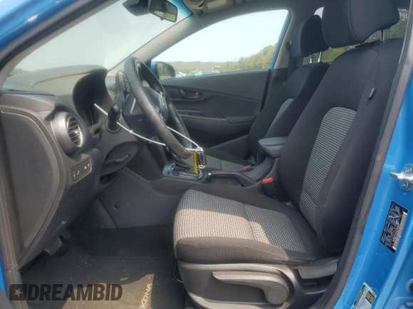 2020 Hyundai Kona SEL with VIN KM8K2CAA4LU569695, listed as a Copart auction lot 60736185 with 63,782 mi miles and Salvage title. Bid and sale history available at DreamBid. Image 7.