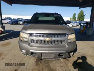2008 Chevrolet Avalanche LTZ with VIN 3GNFK12368G120384, listed as a Copart auction lot 55660555 with 228,686 mi miles and Clean Title. Bid and sale history available at carsss.com. Image 5.