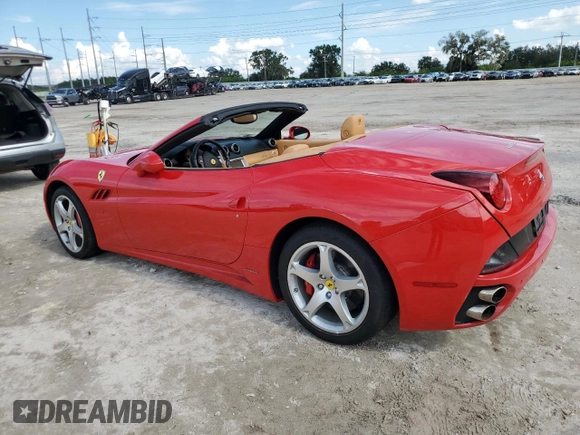 2010 Ferrari California z VIN ZFF65LJA1A0169614, wystawiony jako Copart lot #74346564 z przebiegiem Nie podano mil oraz Szkody całkowita. Historia ofert i sprzedaży dostępna na DreamBid. Obrazek 2.