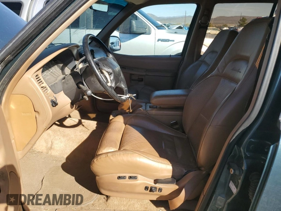 1996 Ford Explorer XL z VIN 1FMDU34X4TZA70403, wystawiony jako Copart lot #76780834 z przebiegiem 131 020 mil mil oraz Tytuł czysty. Historia ofert i sprzedaży dostępna na DreamBid. Obrazek 7.