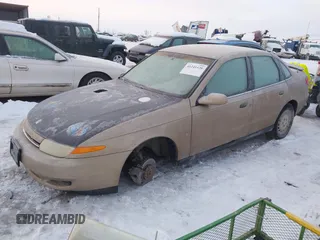 2002 Saturn LS z VIN 1G8JS54F62Y549842, wystawiony jako IAAI lot #41241420 z przebiegiem 187 809 mil mil oraz . Historia ofert i sprzedaży dostępna na DreamBid. Obrazek 2.