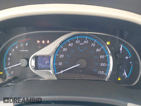 2011 Toyota Sienna XLE AAS with VIN 5TDYK3DC9BS103193, listed as a IAAI auction lot 41073036 with 175,474 mi miles and . Bid and sale history available at DreamBid. Image 7.