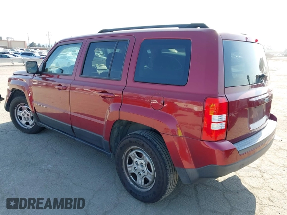 2016 Jeep Patriot Sport with VIN 1C4NJPBA4GD670087, listed as a IAAI auction lot 42141021 with 107,888 mi miles. Bid and sale history available at carsss.com. Image 3.