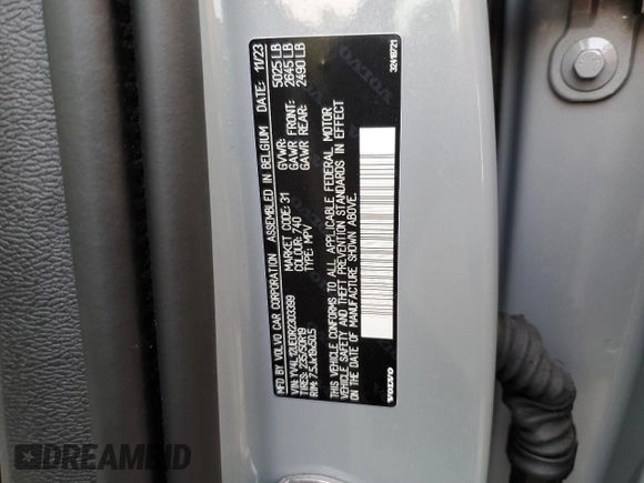 2024 Volvo XC40 Plus Bright Theme z VIN YV4L12UE0R2303399, wystawiony jako Copart lot #74531594 z przebiegiem 7 281 mil mil oraz Szkoda całkowita • Salvage title. Historia ofert i sprzedaży dostępna na DreamBid. Obrazek 13.