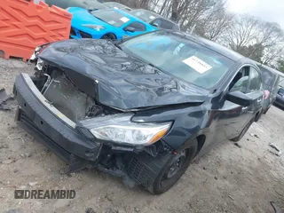 2018 Nissan Altima SV with VIN 1N4AL3AP9JC180626, listed as a IAAI auction lot 41738855 with 107,732 mi miles and . Bid and sale history available at carsss.com. Image 20.