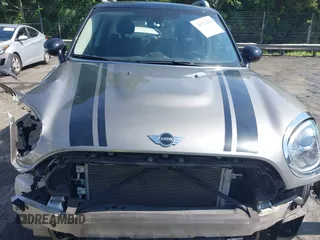 2018 MINI Countryman Cooper S with VIN WMZYT5C37J3E59574, listed as a IAAI auction lot 42534496 with 51,347 mi miles and . Bid and sale history available at DreamBid. Image 13.