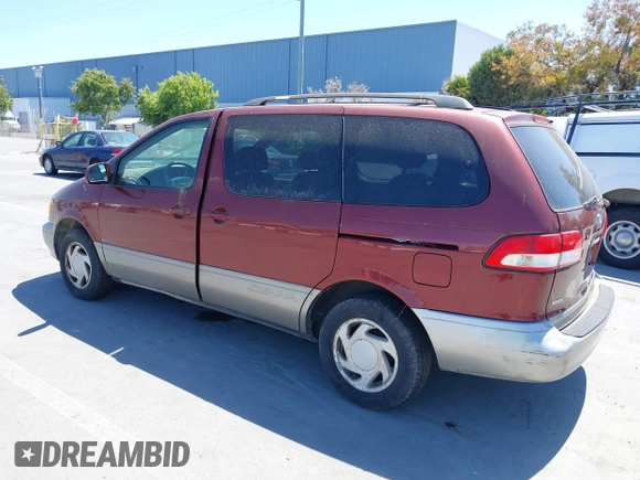 2002 Toyota Sienna LE с VIN 4T3ZF13C02U466267, выставлен на аукционе IAAI как лот 42371050 с пробегом 282 395 миль миль и . История ставок и продаж доступна на DreamBid. Изображение 3.