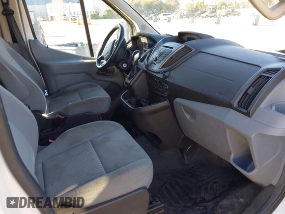 2016 Ford Transit Cargo z VIN 1FTYR1YM3GKA01650, wystawiony jako IAAI lot #41242238 z przebiegiem 145 073 mil mil oraz . Historia ofert i sprzedaży dostępna na DreamBid. Obrazek 5.