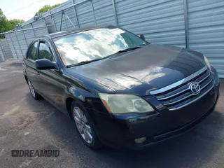 2005 Toyota Avalon XL with VIN 4T1BK36B55U002755, listed as a IAAI auction lot 42234170 with 290,587 mi miles and . Bid and sale history available at DreamBid. Image 1.