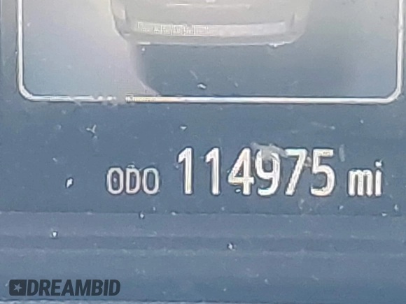 2015 Toyota Sienna XLE with VIN 5TDYK3DC0FS555636, listed as a IAAI auction lot 42099577 with 114,975 mi miles. Bid and sale history available at carsss.com. Image 15.