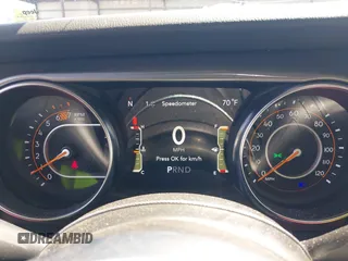 2022 Jeep Wrangler Unlimited Sahara with VIN 1C4HJXEN2NW194502, listed as a IAAI auction lot 42002455 with 34,861 mi miles and . Bid and sale history available at DreamBid. Image 7.