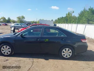 2011 Toyota Camry LE with VIN 4T4BF3EK1BR171386, listed as a IAAI auction lot 40456420 with 312,495 mi miles. Bid and sale history available at carsss.com. Image 14.