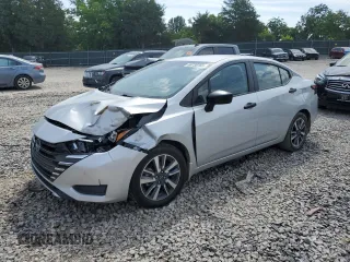 2024 Nissan Versa S с VIN 3N1CN8DV8RL837729, выставлен на аукционе Copart как лот 60730765 с пробегом 46 064 миль миль и Списание • Salvage title. История ставок и продаж доступна на DreamBid. Изображение 1.