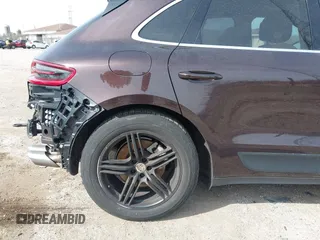 2016 Porsche Macan S with VIN WP1AB2A57GLB53955, listed as a IAAI auction lot 42150941 with 82,613 mi miles and . Bid and sale history available at DreamBid. Image 17.