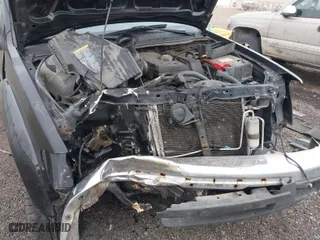 2007 Chevrolet Colorado LT w/1LT with VIN 1GCDT13E878223999, listed as a IAAI auction lot 41466242 with 175,320 mi miles. Bid and sale history available at carsss.com. Image 6.
