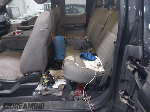 2015 Ford F-150 XLT with VIN 1FTFX1EF9FFB74356, listed as a IAAI auction lot 41443778 with 168,086 mi miles. Bid and sale history available at carsss.com. Image 8.