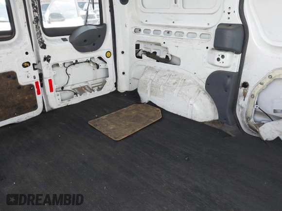 2010 Ford Transit Connect XLT с VIN NM0LS7DN1AT014301, выставлен на аукционе IAAI как лот 42421336 с пробегом 287 066 миль миль и . История ставок и продаж доступна на DreamBid. Изображение 8.