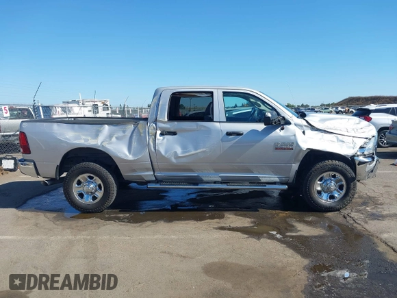 2014 Ram 2500 Tradesman с VIN 3C6UR5CL6EG224457, выставлен на аукционе IAAI как лот 42333288 с пробегом 77 359 миль миль и . История ставок и продаж доступна на DreamBid. Изображение 13.
