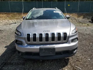 2014 Jeep Cherokee Altitude with VIN 1C4PJMCB8EW176508, listed as a Copart auction lot 53652045 with 177,761 mi miles and Salvage Title. Bid and sale history available at carsss.com. Image 5.