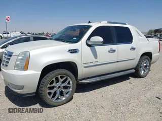 2011 Cadillac Escalade EXT Luxury with VIN 3GYT4MEF6BG161175, listed as a IAAI auction lot 42047669 with 115,235 mi miles. Bid and sale history available at carsss.com. Image 14.