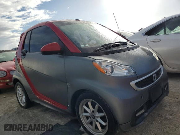 2015 Smart fortwo with VIN WMEEK9AA7FK832753, listed as a Copart auction lot 76957204 with Not Provided miles and Non Repairable. Bid and sale history available at DreamBid. Image 4.