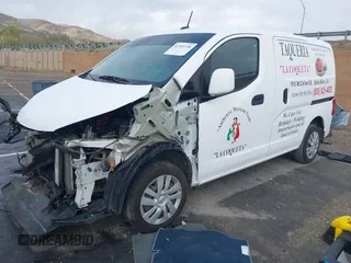 2021 Nissan NV200 S z VIN 3N6CM0KN2MK706845, wystawiony jako IAAI lot #41765738 z przebiegiem 46 909 mil mil oraz . Historia ofert i sprzedaży dostępna na DreamBid. Obrazek 18.