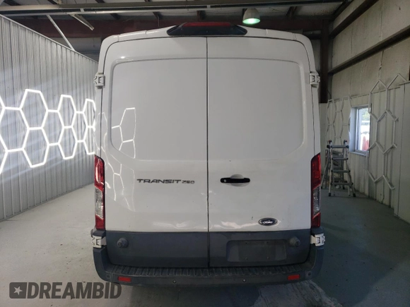 2018 Ford Transit with VIN 1FTYR2CM2JKA77610, listed as a Copart auction lot 62169705 with 242,826 mi miles and Clean title. Bid and sale history available at DreamBid. Image 6.