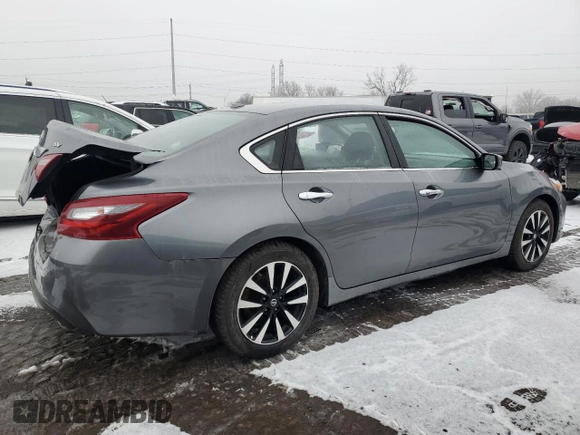 2018 Nissan Altima SV with VIN 1N4AL3AP0JC212203, listed as a Copart auction lot 43699035 with 113,328 mi miles and Clean Title. Bid and sale history available at DreamBid. Image 3.