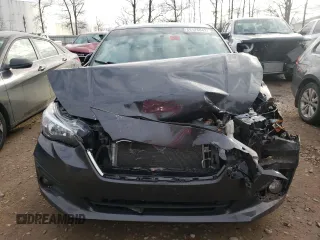 2018 Subaru Impreza with VIN 4S3GKAA62J1612617, listed as a Copart auction lot 69125842 with 76,351 mi miles. Bid and sale history available at carsss.com. Image 5.