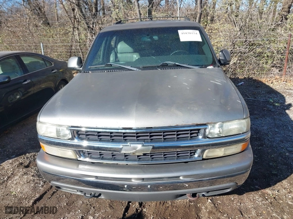 2001 Chevrolet Tahoe LS with VIN 1GNEK13TX1J133931, listed as a IAAI auction lot 41030154 with 234,273 mi miles. Bid and sale history available at carsss.com. Image 6.
