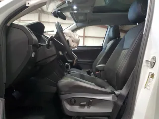 2023 Volkswagen Tiguan SE z VIN 3VVMB7AX3PM130119, wystawiony jako Copart lot #45486645 z przebiegiem 9 287 mil mil oraz Szkoda całkowita • Salvage title. Historia ofert i sprzedaży dostępna na DreamBid. Obrazek 7.