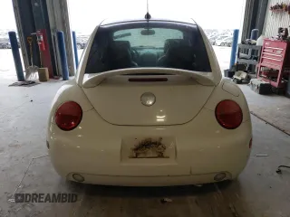 2005 Volkswagen New Beetle Coupe GLS with VIN 3VWCR31C95M402615, listed as a Copart auction lot 87326254 with 159,843 mi miles and Salvage Title. Bid and sale history available at carsss.com. Image 6.