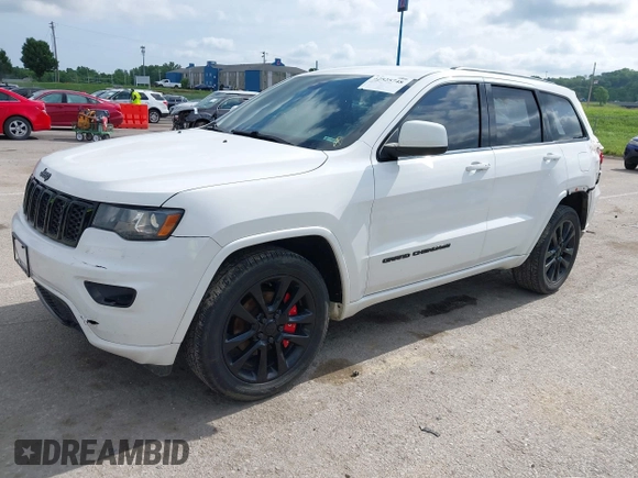 2017 Jeep Grand Cherokee Altitude с VIN 1C4RJFAG4HC864739, выставлен на аукционе IAAI как лот 42525748 с пробегом 159 388 миль миль и . История ставок и продаж доступна на DreamBid. Изображение 2.