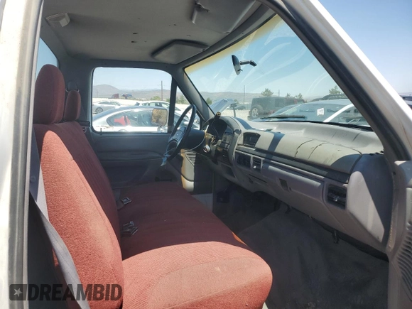 1994 Ford F-250 с VIN 1FTHF25H6RLA25962, выставлен на аукционе Copart как лот 61019495 с пробегом Не указан миль и Списание • Salvage title. История ставок и продаж доступна на DreamBid. Изображение 10.